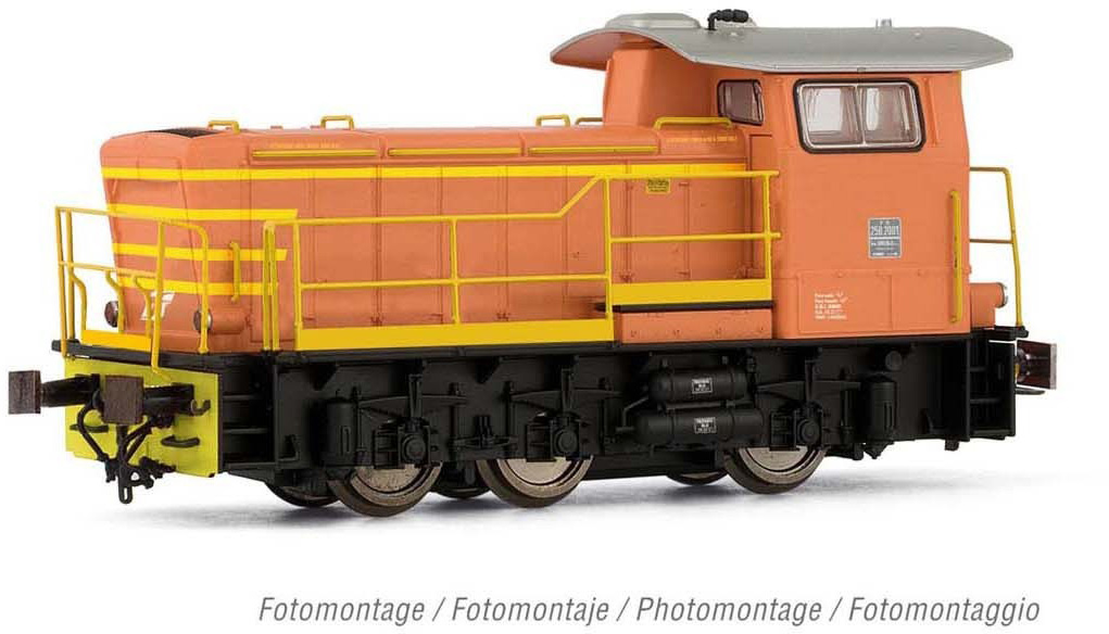 HORNBY HR2796 LOCOMOTIVA DIESEL D250