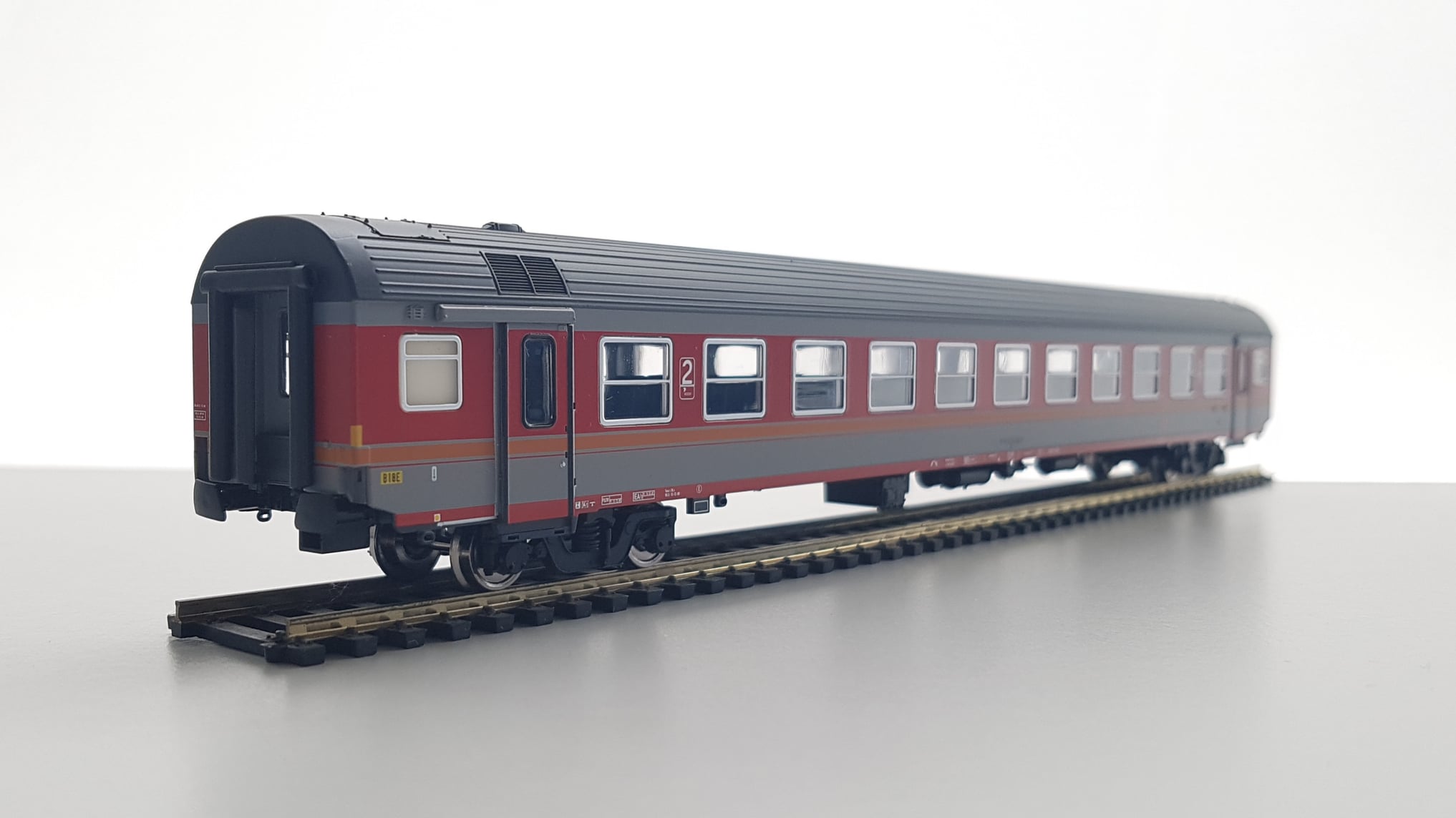 VITRAINS 3251 CARROZZA MDVE 2^ CLASSE