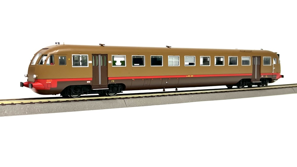 OSKAR OS2067 FS ALE 600.006 CON RS LIVREA CASTANO ISABELLA ROSSO EP.IV