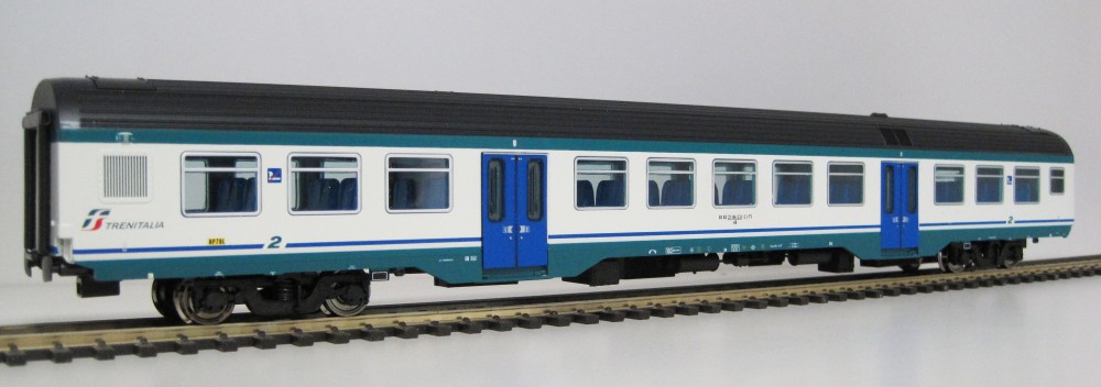 VITRAINS 3168 CARROZZA DI 2^ CLASSE MDVC