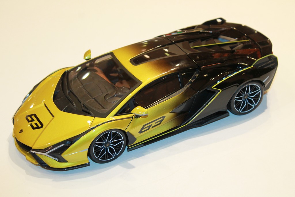 BURAGO 919561 LAMBORGHINI SIAN FHP SCALA 1/18