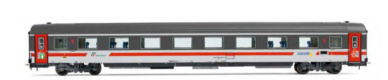 HORNBY HR4352 FS CARROZZA GRAN CONFORT '85