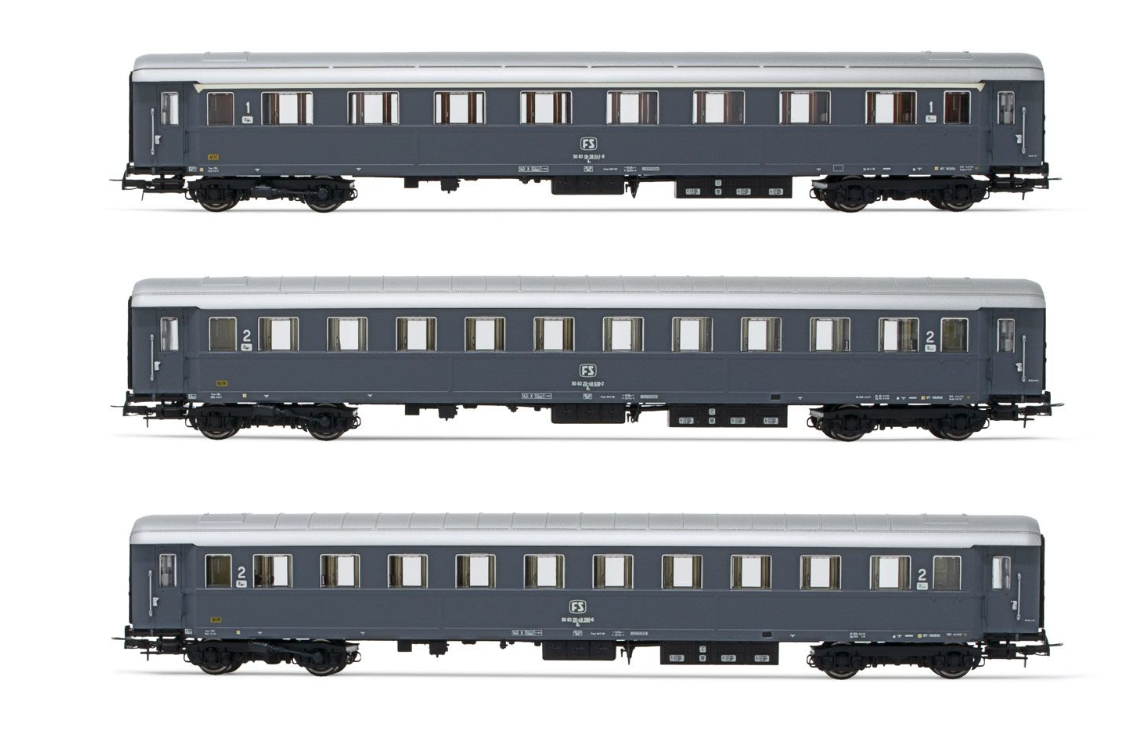 HORNBY HR4325 SET DI 3 CARROZZE LIVREA GRIGIO